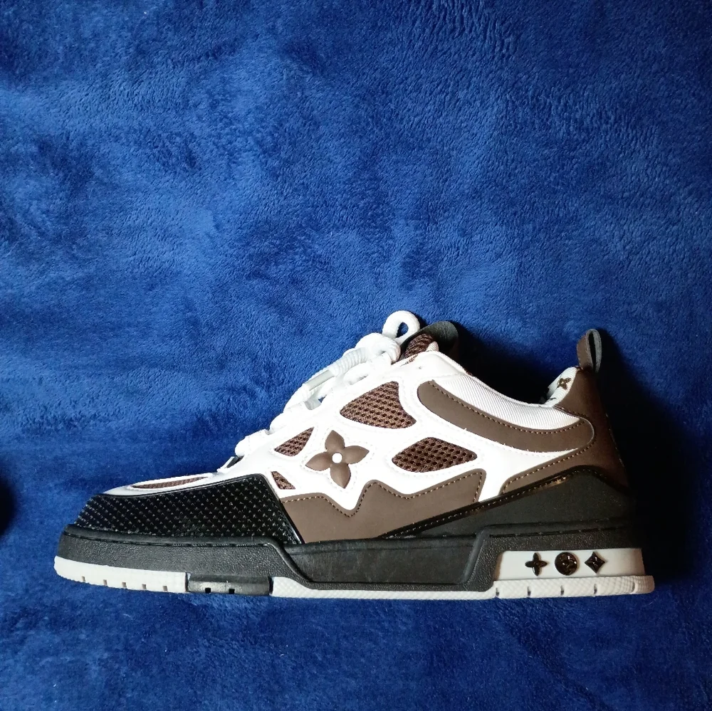 LV Skate Trainers - Picture 2 of 15